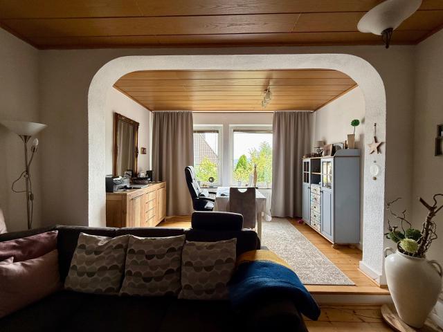 Fröndenberg/Ruhr: Altbau ETW mit Charme und großen Räumen Einfach riesig!