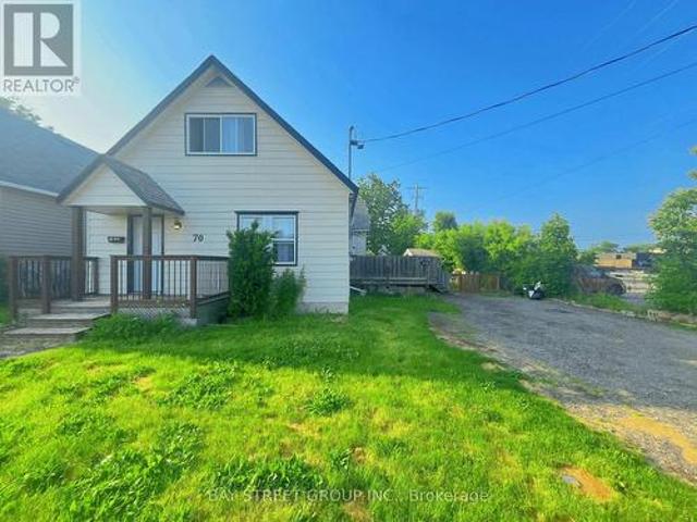 Front 70 Courtwright Street, Fort Erie Central, ON, L2A 2R7 house for lease | Listing ID X13435 | Royal LePage
