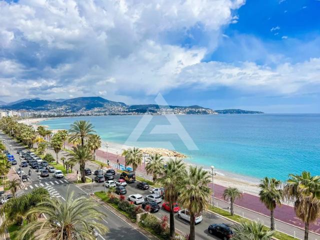 FRONT DE MER TROIS PIECES PROMENADE DES ANGLAIS