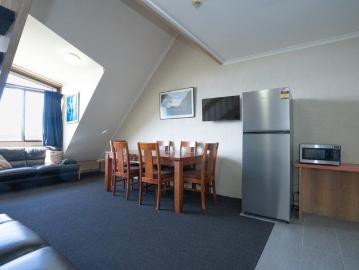 Apartment for sale in Victoria - Parking