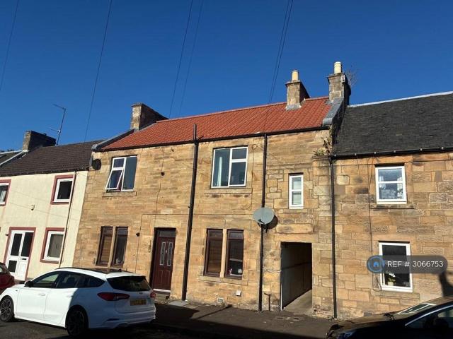 Front Lebanon, Cupar, KY15 2 bed flat to rent £875 pcm £202 pw