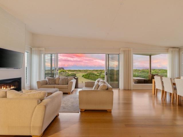 FRONT ROW LUXURY BEACHFRONT RESERVE