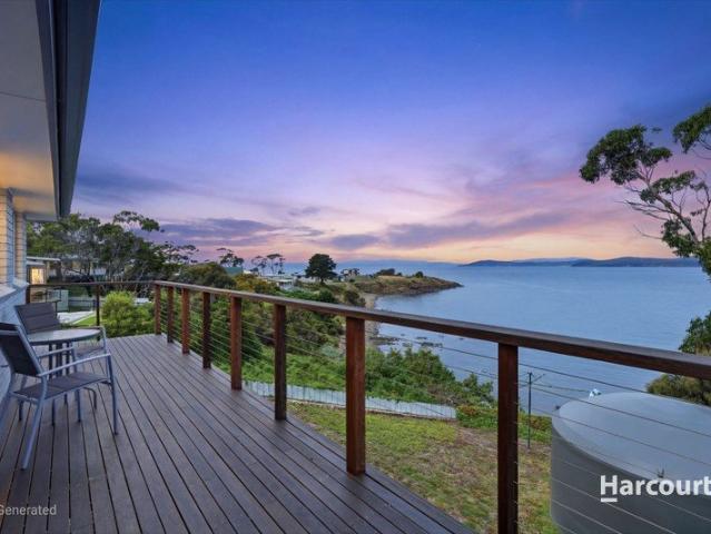 Front Row to Nature's Greatest Show 270° Absolute Waterfront Living
