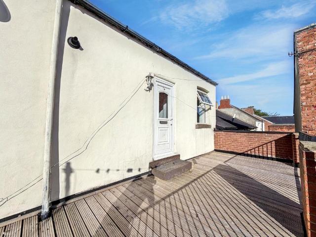 Front Street, Colliery Row, Houghton. 1 bed apartment to rent £550 pcm £127 pw