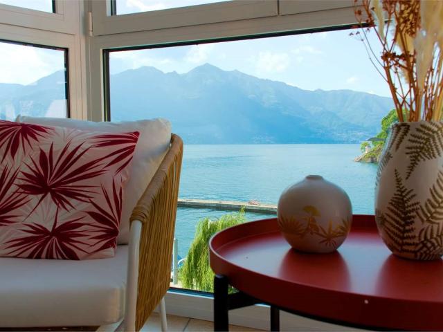 Fronte Lago Appartamento in Vendita a Maccagno presso Golf. 108m² Maccagno