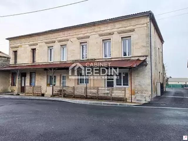 Frontenac 33760 Achat / Vente maison 20 pièces t20 au dernier étage