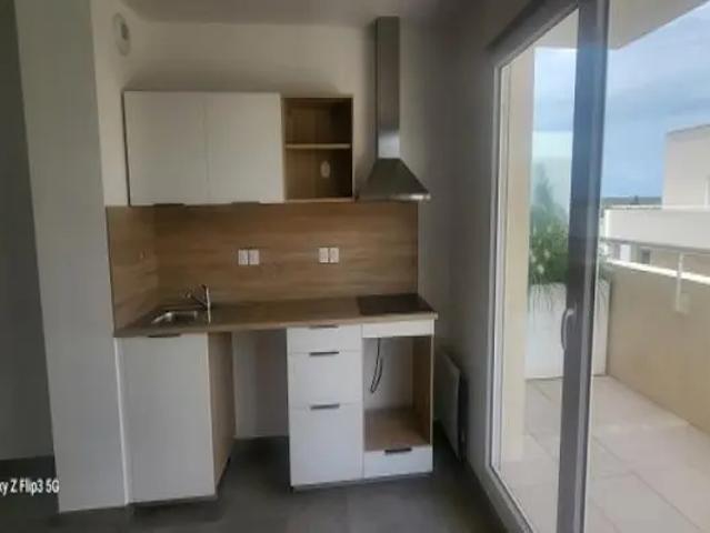frontignan – appartement 3 pièces – 55.80m² – réf:9962