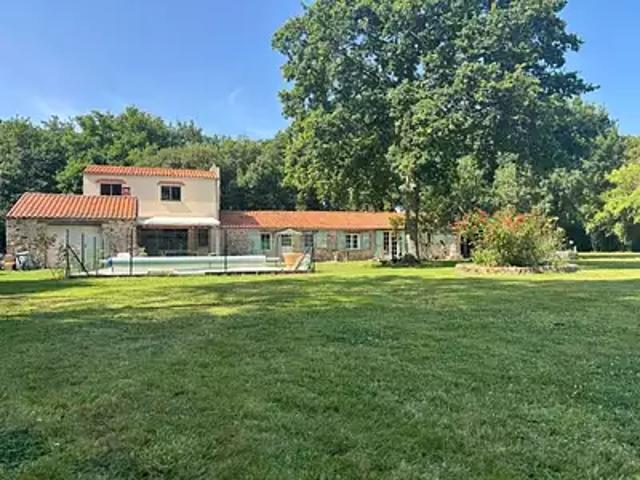 Frossay 44320 Achat / Vente maison piscine
