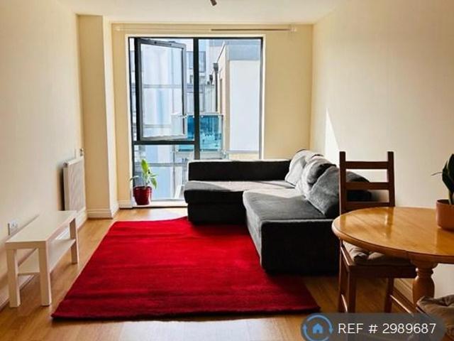 Frost Court, London, NW9 1 bed flat to rent £1,650 pcm £381 pw