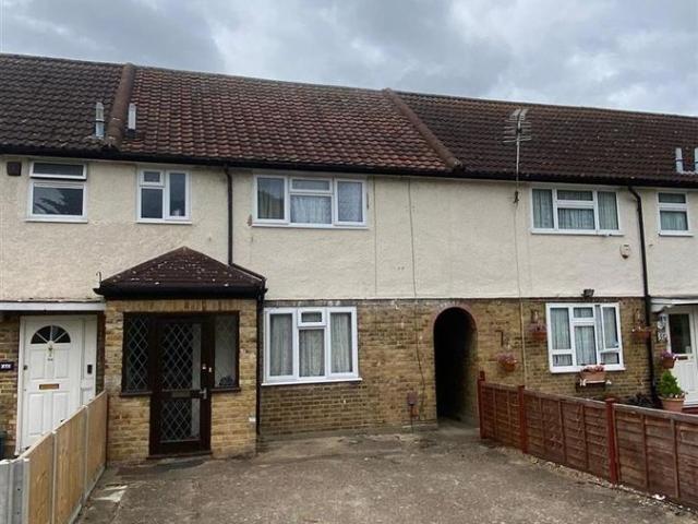 Frays Waye, Uxbridge UB8, 4 bed property to rent, £2,200 pcm | PrimeLocation