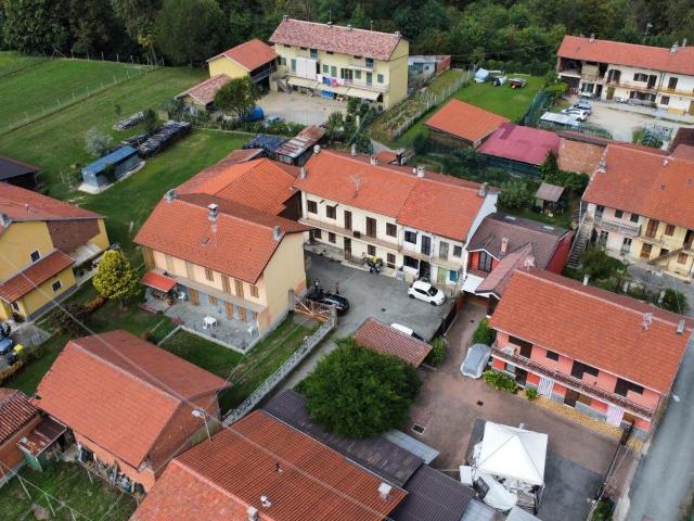 frazione Boschi 136 5 vani 280mq