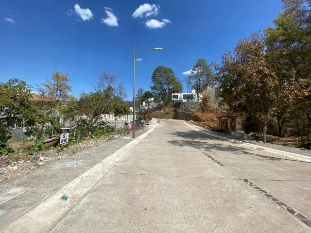 Fracc El Pinar, Altozano Morelia