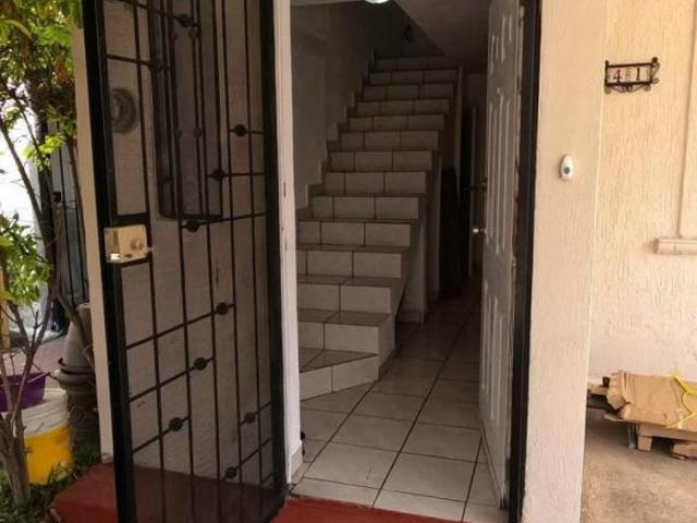 FRACC. LOS OLIVOS II, TLAQUEPAQUE ! AMPLISIMA CASA EN VENTA DENTRO DE COTO LISTA PARA HABITAR