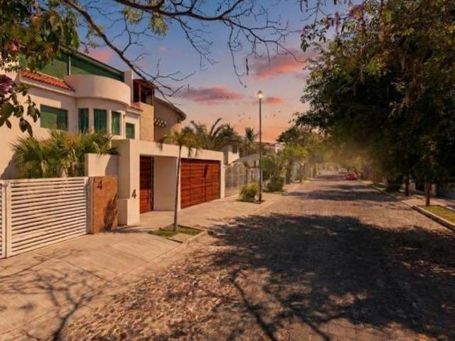 FRACC MARINA VALLARTA JALISCO CASA EN VENTA