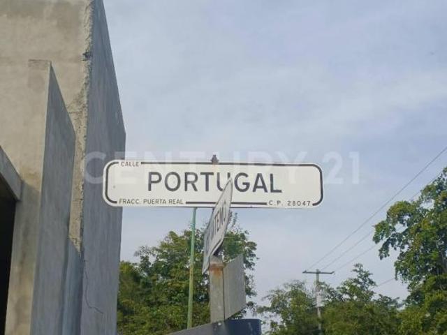 Fracc. Puerta Real, Calle: Portugal L9, Colima, Colima