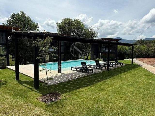 FRACCION EN VENTA DE CASA EN CONDOMINIO EN ACATITLÁN