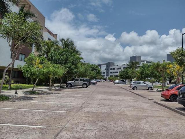 FRACCIONAMIENTO GRAND CORAL CONDOMINIO NICK PRICE