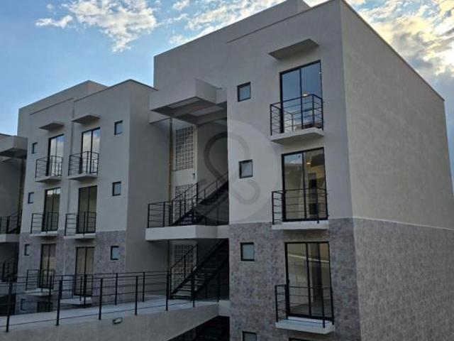 Fraccionamiento El Monte: Departamento en venta en Villas de Santiago