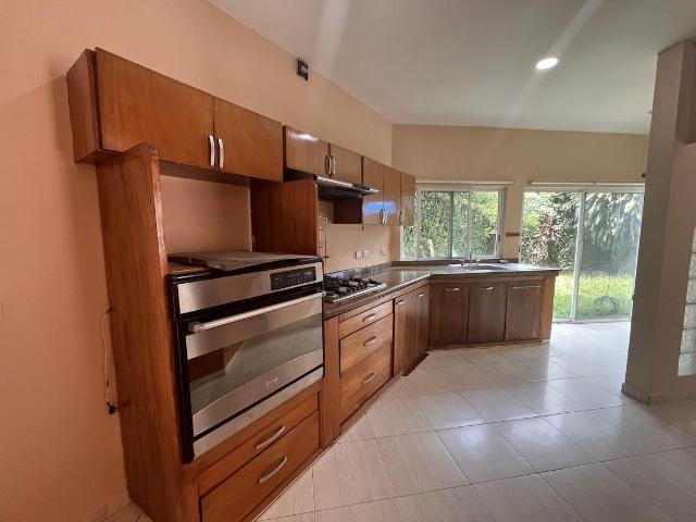FRACCIONAMIENTO RESIDENCIAL EL COUNTRY CASA EN VENTA
