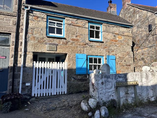 Fradgan Place, Penzance TR18, 3 bed property to rent, £1,250 pcm | PrimeLocation