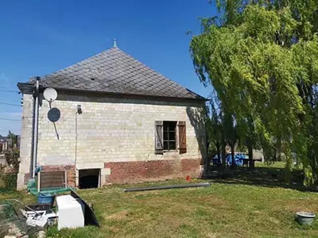 Fraillicourt 08220 Achat / Vente maison 6 pièces t6 au dernier étage cave