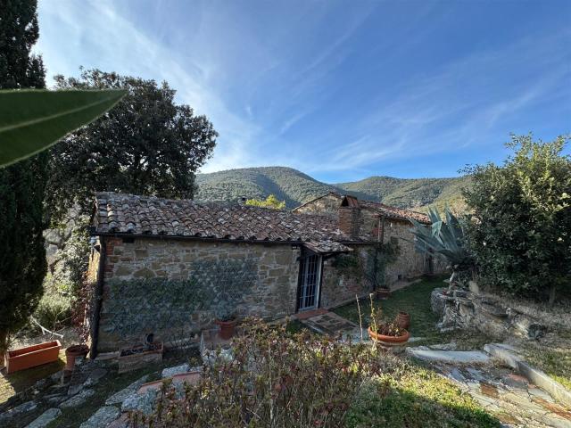 Framhouse vicino al Lago Trasimeno 100m² Tuoro sul Trasimeno