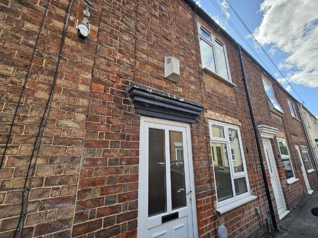 Frampton Place, Boston, 2 bed house to rent £775 pcm £179 pw