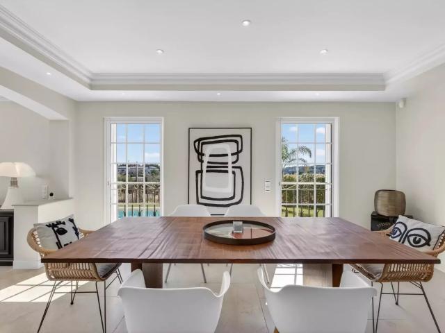 France | Mougins | 5 chambres | 4 salles de bains | 229,79 m. 229m² Mougins