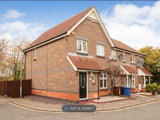 Frances Avenue, Chafford Hundred RM16, 3 bed end terrace house to rent, £2,100 pcm | PrimeLocation