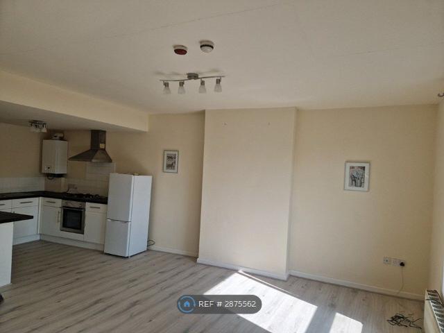 Frances Street, Elland HX5, 1 bed flat to rent, £600 pcm | PrimeLocation