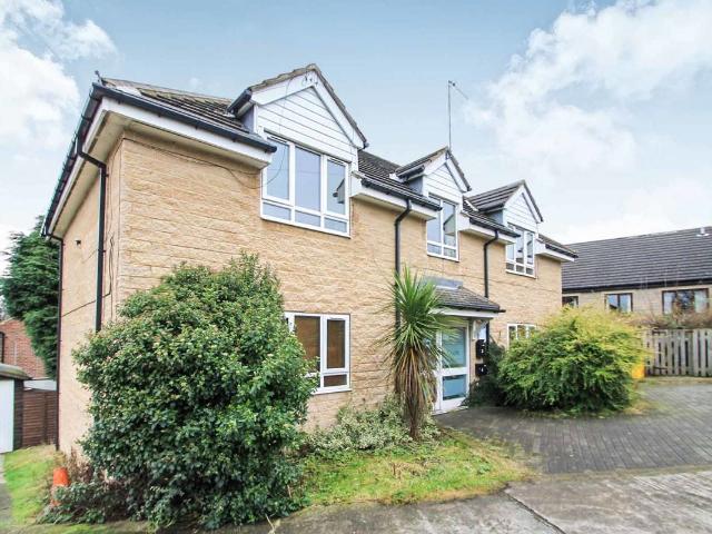 Francesca Court, The Lanes, Pudsey, Leeds LS28, 1 bed flat to rent, £725 pcm | PrimeLocation