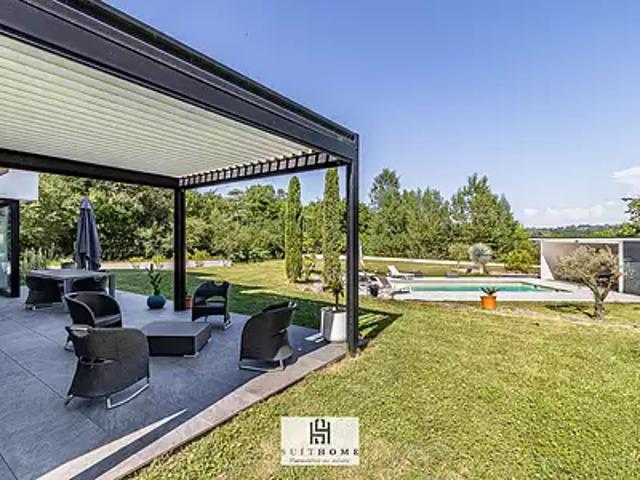 Francheville 69340 Achat / Vente maison 10 pièces t10 au dernier étage terrasse