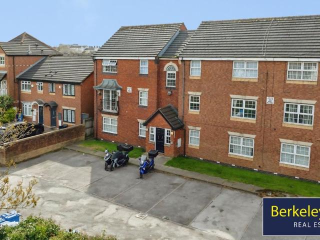 Francine Close, Liverpool L3, 2 bed flat to rent, £825 pcm | PrimeLocation