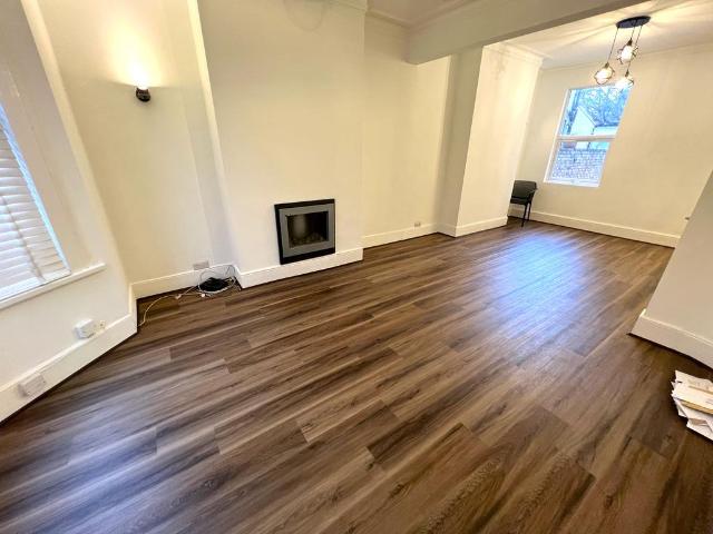 Francis Avenue, London, IG1 1TX, United Kingdom | 3 bed townhouse for rent #140229374 | Rentberry