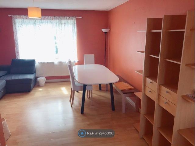 Francis Darwin Court, Cambridge CB4, 2 bed flat to rent, £1,650 pcm | PrimeLocation