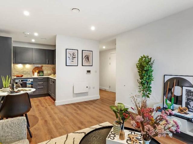 Francis House, SL6 1TY, Maidenhead