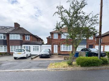 Francklyn Gardens, Edgware, HA8 4 bed semi detached house to rent £3,500 pcm £808 pw