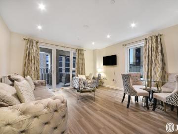 Frank Searle Passage, London E17, 2 bed flat to rent, £2,380 pcm | PrimeLocation