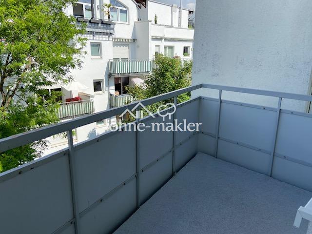 Frankfurt Niederrad: Schöne 2 Zimmer Wohnung mit Balkon