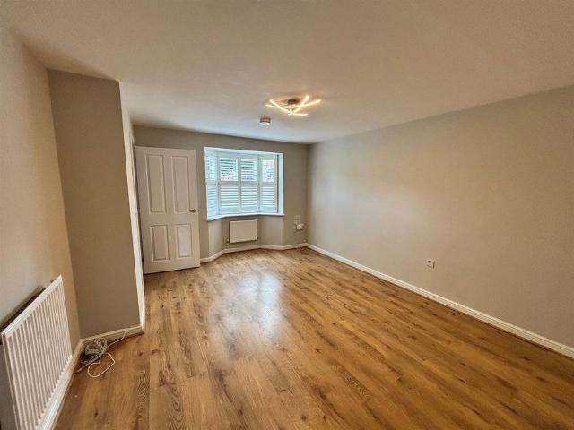 Franklyn Road, Devizes, SN10