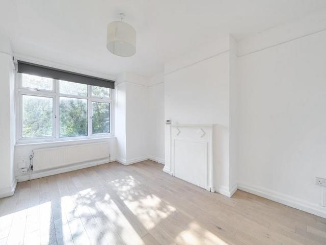Franklyn Road, London, NW10 1 bed flat to rent £1,600 pcm £369 pw