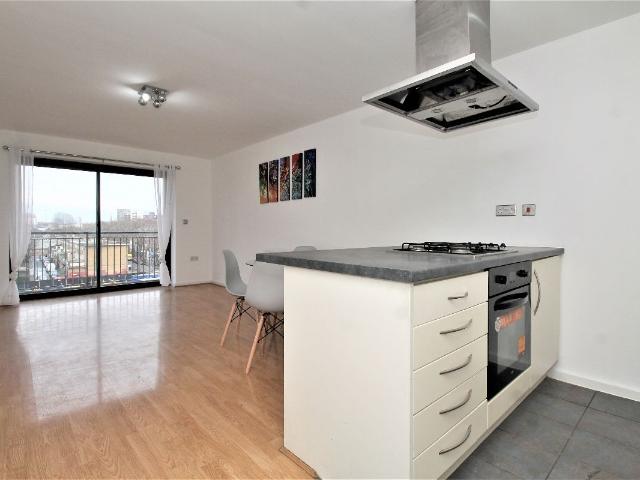 Franklin House, Aberfeldy Street, Canary Wharf E14, 2 bed flat to rent, £2,200 pcm | PrimeLocation