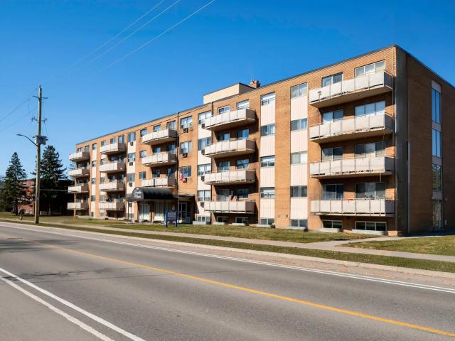 Franklin Manor Apartments Choose your rent level Call for Details Heat, water & parking included