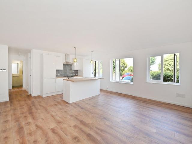 Frans Hals Court, London E14, 2 bed flat to rent, £2,100 pcm | PrimeLocation