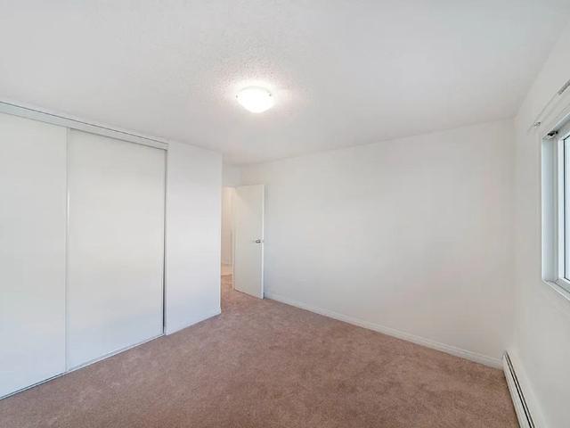 Fraser Arms 1 Bedroom Apartment for Rent at 5302 51 St, Yellowknife, NT X1A 1H3