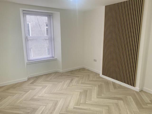 Fraser Street, Top Floor, Aberdeen AB25, 1 bed flat to rent, £600 pcm | PrimeLocation