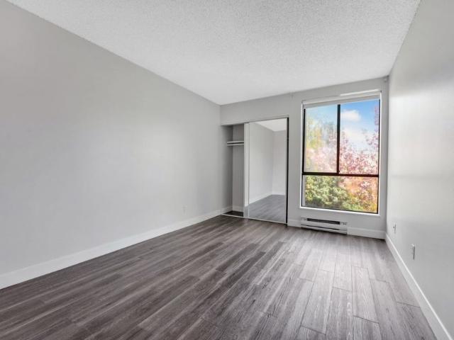 Fraser Place Apartments 1 Bedroom + Den
