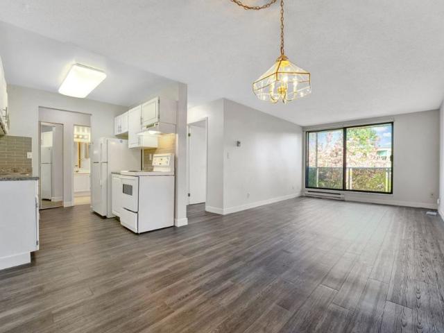 Fraser Place Apartments Bachelor