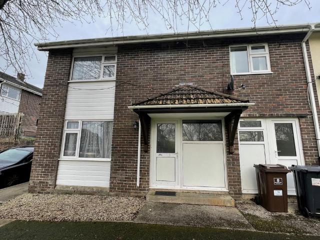 Fraser Road, Plymouth PL5 3 bed end of terrace house to rent £1,100 pcm £254 pw