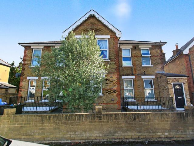 Freta Road, Bexleyheath DA6, 1 bed flat to rent, £1,350 pcm | PrimeLocation